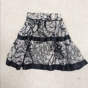 pretty cotton silk Skirt with print b/w floral